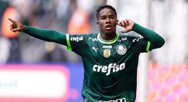 Endrick, la última perla brasileña fichada por el Real Madrid, recupera el olfato goleador