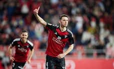 Los planes del Betis con Raúl, el goleador de moda en Segunda