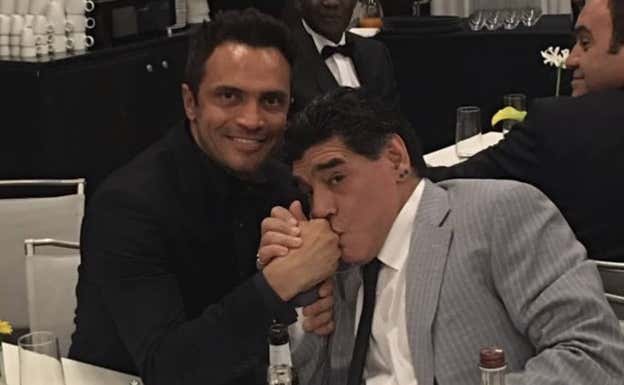 Falcao y Maradona, dos genios en una foto histórica.  INSTAGRAM