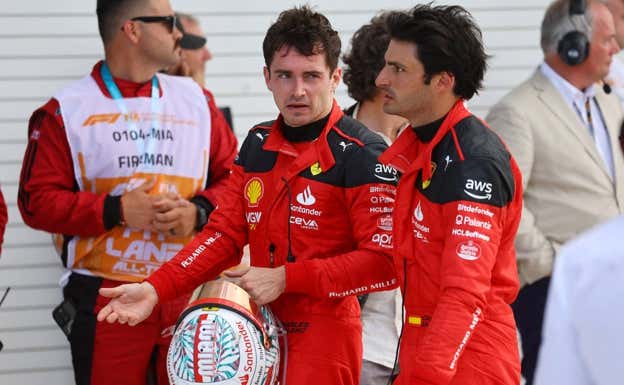 Charles Leclerc y Carlos Sainz, en el GP de Miami 2023 de F1.  AFP