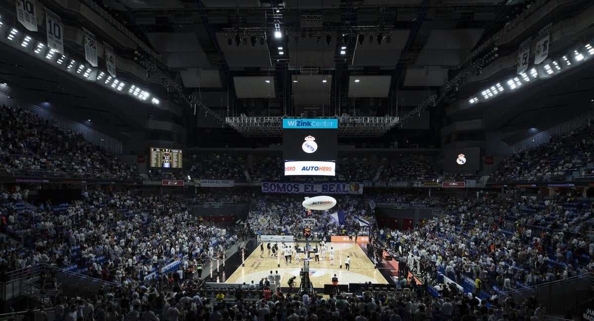 Ambiente en el WiZink Center para este quinto partido entre Real Madrid y Partizan.