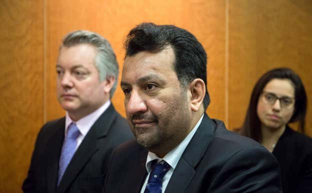 Al - Thani, durante la celebración de un juicio en Málaga en 2019  EFE