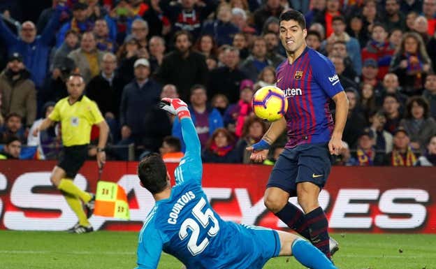 Suárez (3), Coutinho y Arturo Vidal anotaron en el 5-1 al Madrid. AGENCIAS