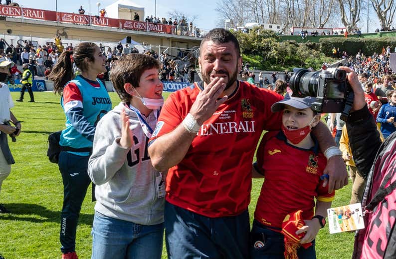 La FER quiere 'reciclar' a Marco Pinto para que siga unido al rugby español