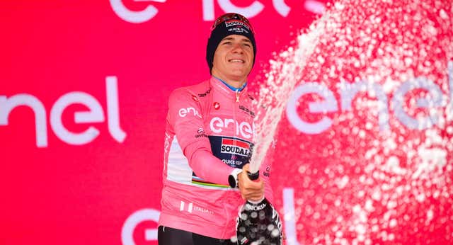 Evenepoel, dominio ‘ma non troppo’ mientras Roglic juega al despiste con la Covid-19