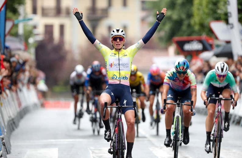 Revancha de Vollering y SD Worx frente a Van Vleuten en la Itzulia Women