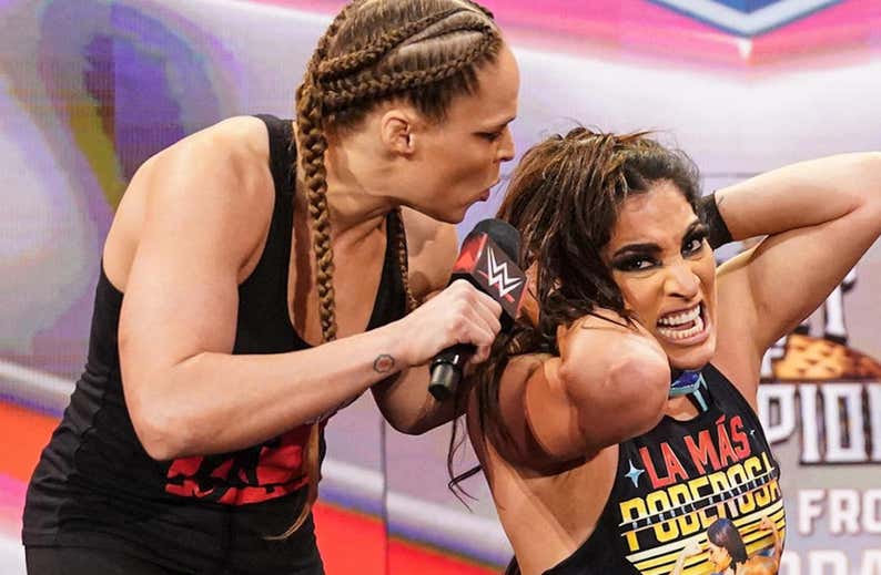 Ronda Rousey apunta a los títulos por parejas en su regreso a Raw