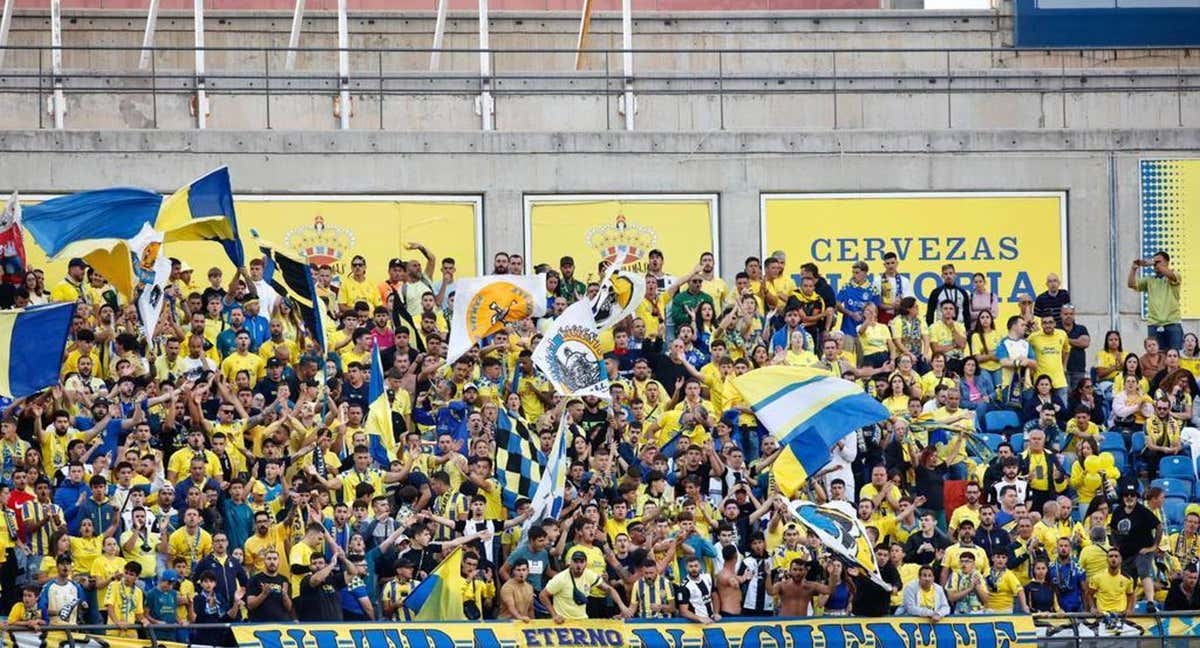 La afición de Las Palmas, en un partido de esta temporada./