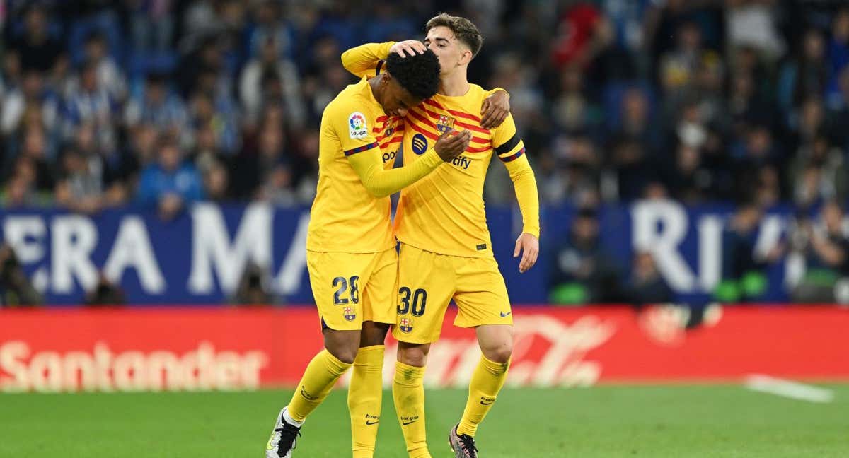 Gavi y Balde celebran uno de los goles del Barça contra el Espanyol./AGENCIAS