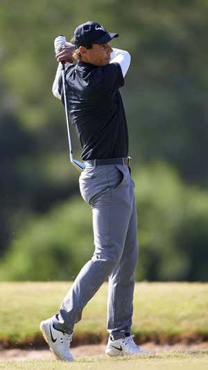 Nadal jugando al golf.  GETTY
