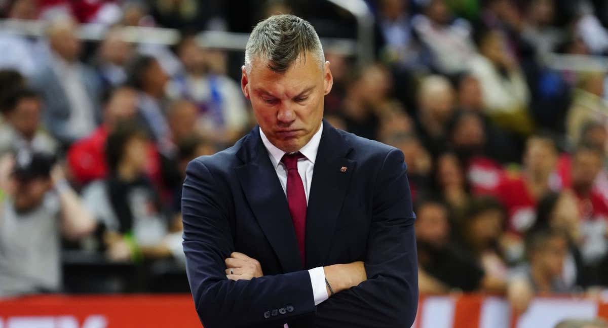 Saras Jasikevicius, cabizbajo, durante el partido de la Final Four ante el Real Madrid. /EFE