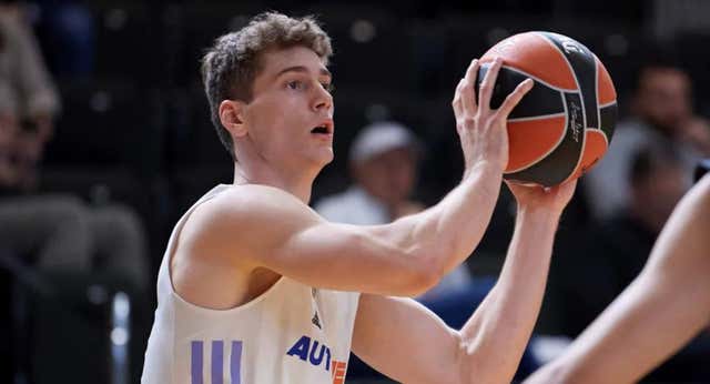 Jan Vide, otra perla eslovena de la cantera madridista, decanta el ‘Mini Clásico’