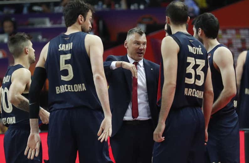 El futuro de Jasikevicius y un ajuste salarial marcan el porvenir del Barça