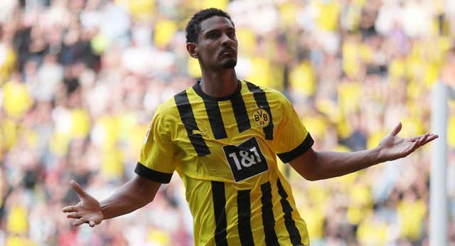 Haller deja al Dortmund a un paso de conquistar la Bundesliga