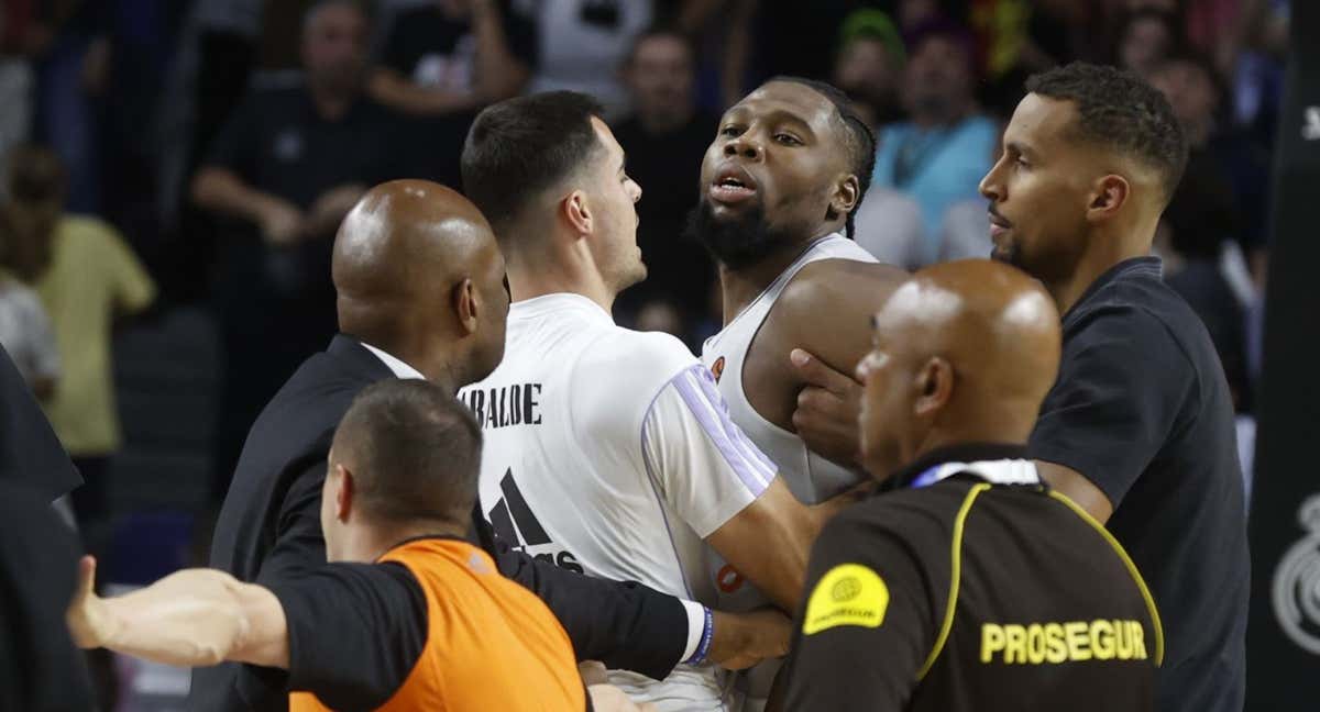 Yabusele durante la tangana entre el Real Madrid y el Partizan./Efe