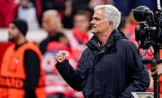 Mourinho no asegura que Dybala esté en el banquillo contra el Sevilla