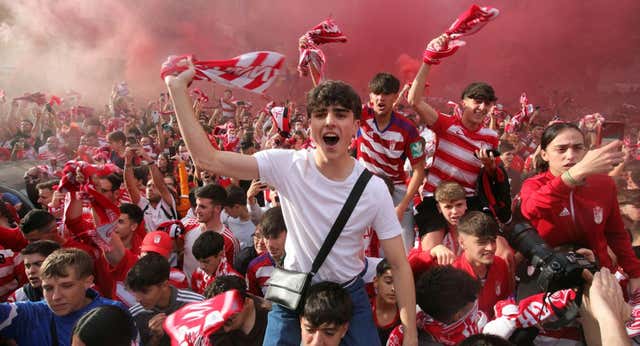 Adiós a la ‘mufa malafollá’ del deporte en Granada