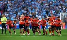 El Luton Town asciende a la Premier League