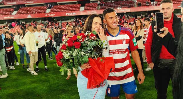 El doble triunfo de Myrto Uzuni: el ‘sí, Granada es de Primera’ y el «sí, quiero»