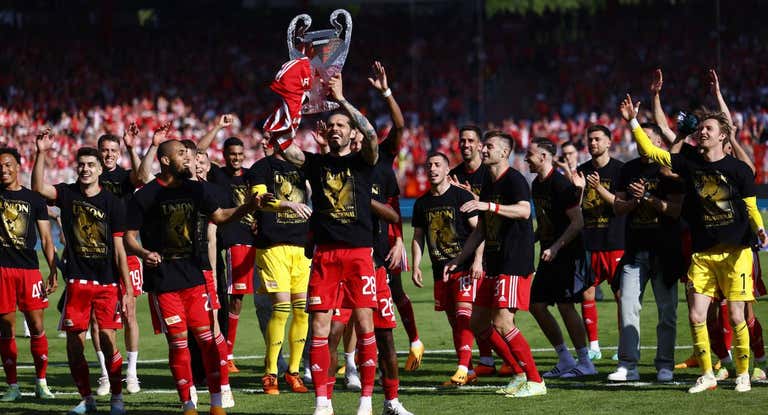 Los jugadores del Unión de Berlín celebrando su clasificación para la Champions.