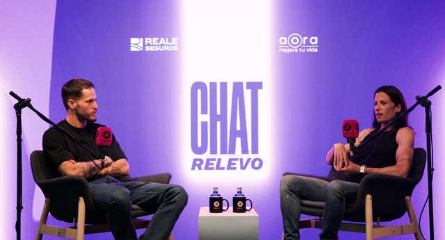 Remiro, en Chat Relevo: «Vi a un jugador llorando tras entrenar, le pedí por favor que fuera al psicólogo»