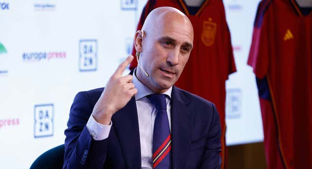 ¿De la Fuente se juega su futuro en la Nations League? Rubiales responde: “Falso”