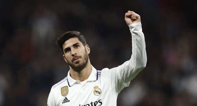 El volantazo de Asensio empezó con un cara a cara con JAS y una sentada con sus compañeros