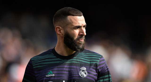 En el Madrid aún no dan por cerrado el caso Benzema: careo con Ancelotti y se marchó del entrenamiento…