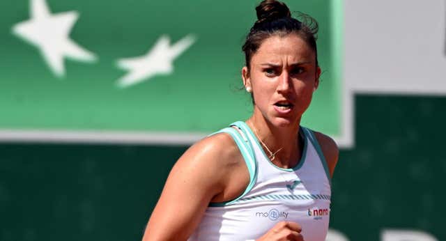 Sara Sorribes, a octavos de final de Roland Garros por primera vez tras la retirada de Rybakina: ‘He empezado a llorar’