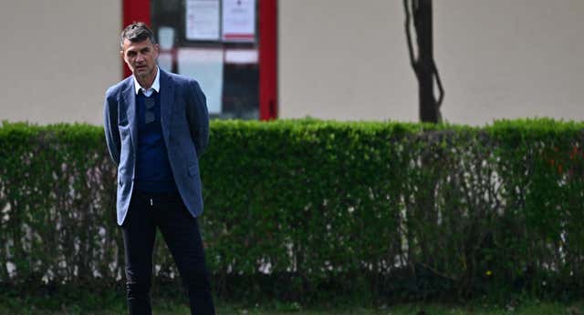 El Milan y Maldini vuelven a separar sus caminos