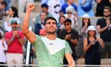 Horario y dónde ver el Alcaraz - Tsitsipas de Roland Garros hoy por TV