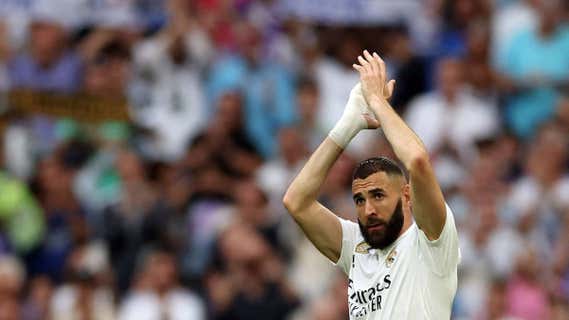 Benzema, en su despedida con el Madrid./EFE