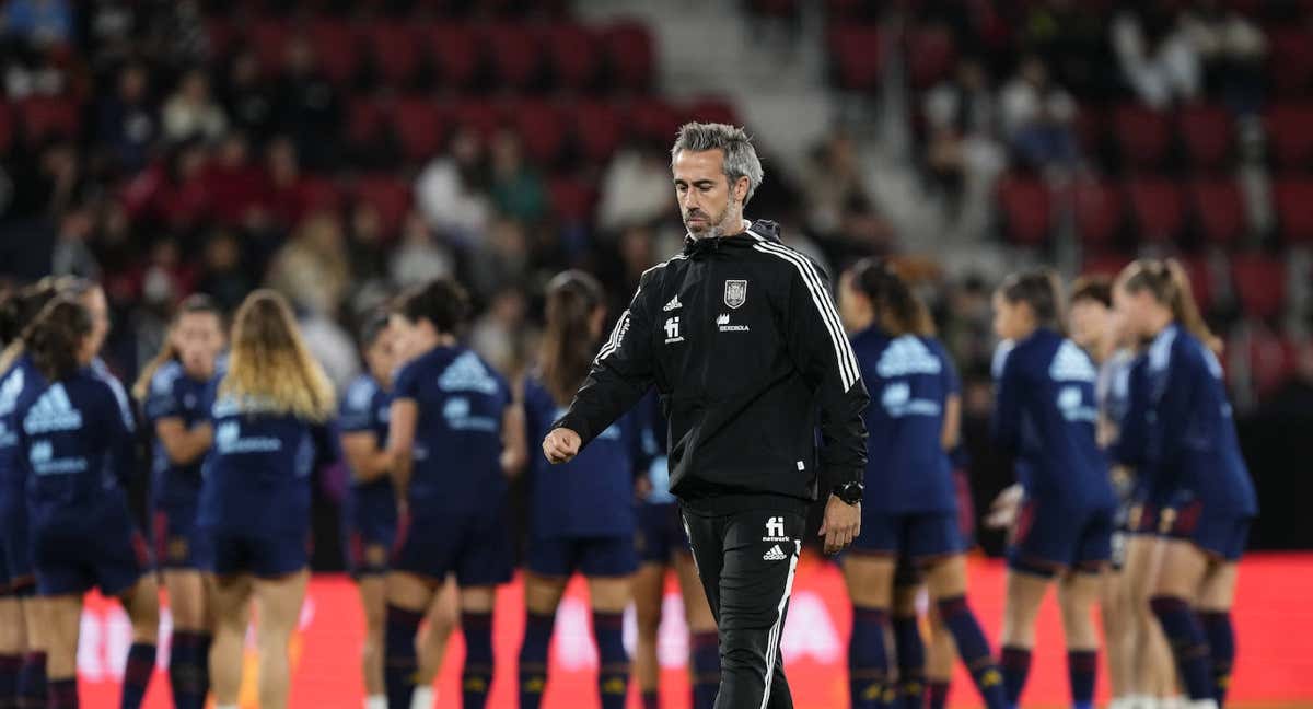 Jorge Vilda, durante el partido que enfrentó a España y a Estados Unidos en Pamplona. /GETTY