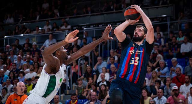 El Barça resiste ante Unicaja y se lleva el primer punto de la semifinal