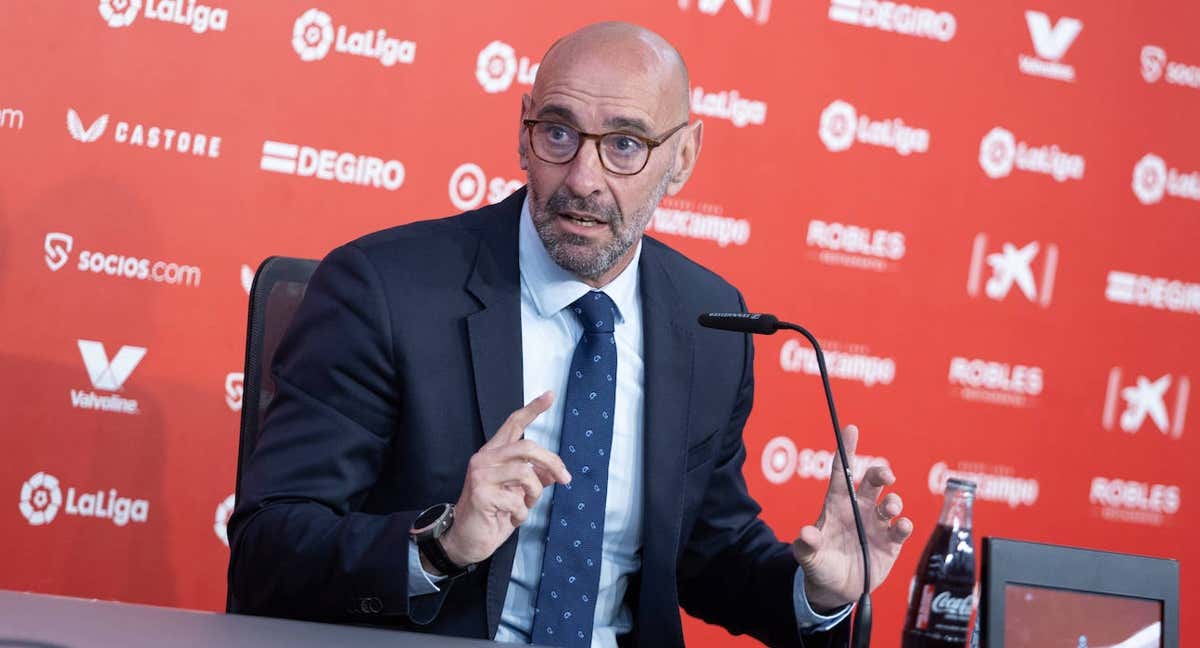 Monchi, en una rueda de prensa.