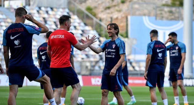 Países Bajos quiere revancha y Croacia, cerrar el círculo