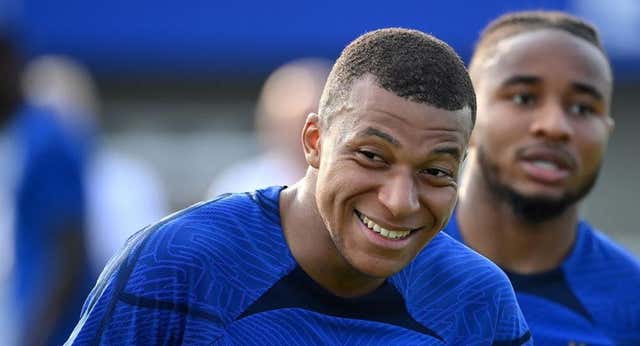 Una carta que es otra señal de Mbappé para Florentino Pérez