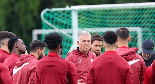 Catar ya no es el foco del mundo del fútbol y Queiroz quiere recuperarla del cansancio mental