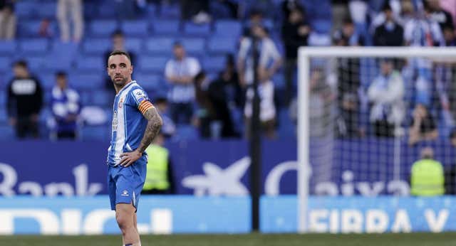 Xavi llama a Darder para ficharle… pero lo tiene todo en contra