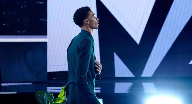 Victor Wembanyama comienza su reinado en la NBA como número 1 de un draft sin mucho movimiento