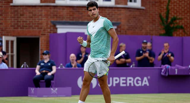Carlos Alcaraz se mete en la final de Queen’s, roza su primer título en hierba y sueña con volver al número 1