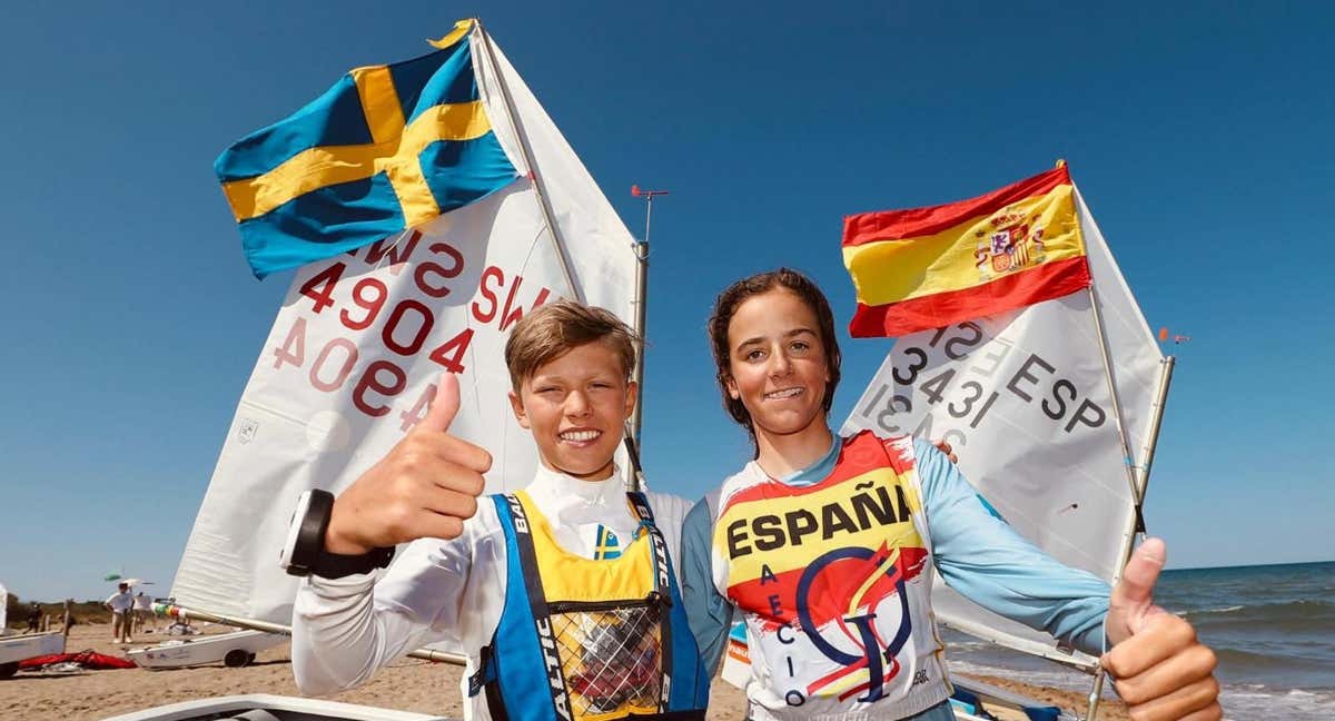 El sueco Henric Wigforss y la española Blanca Ferrando, campeones del Mundo de optimist. /LA BALLENA ALEGRE