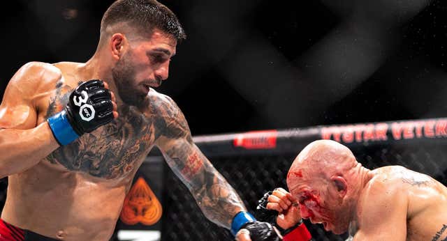Ilia Topuria entra en el top5 del peso pluma de la UFC