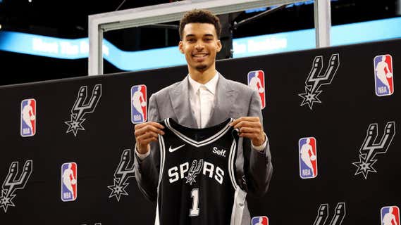 Wembanyama llega a los Spurs./AFP