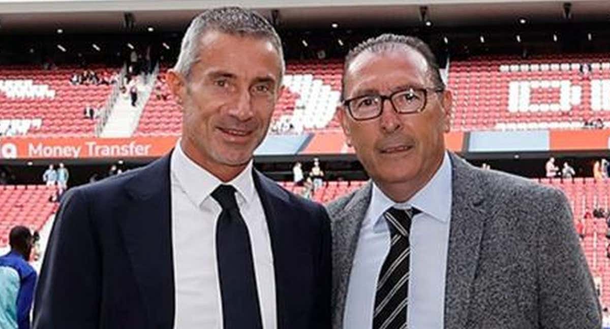 Luis Rodríguez Ardila (a la derecha) junto a Andrea Berta (izquierda), en el estadio Metropolitano.