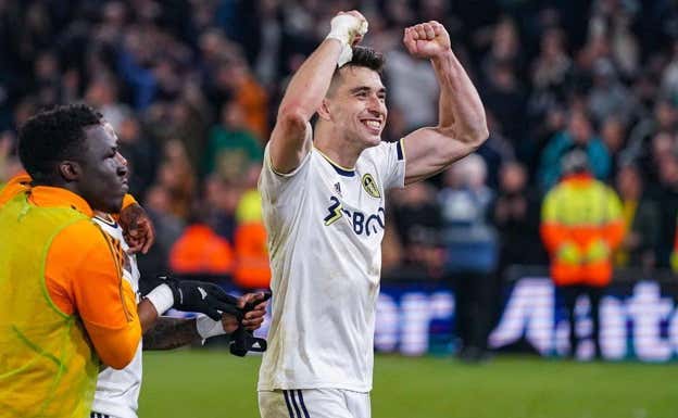 Marc Roca cuenta las horas para fichar por el Betis.  AFP