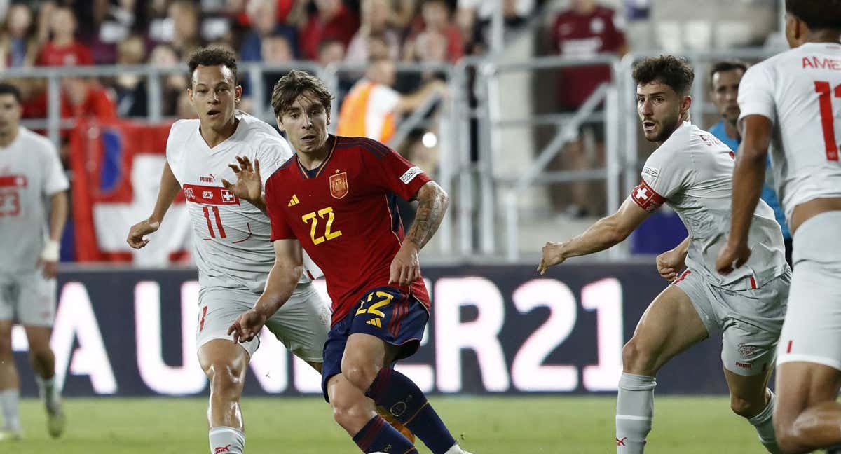 Bernabé durante el encuentro ante Suiza.