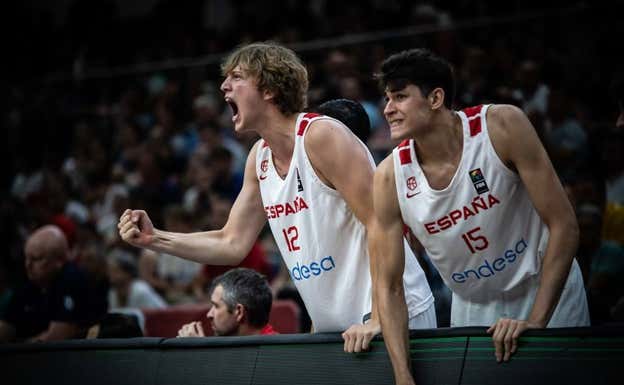 Luis García y David Gómez.  FIBA