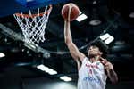 ¿Dónde juega Izan Almansa, el triple MVP del baloncesto español?