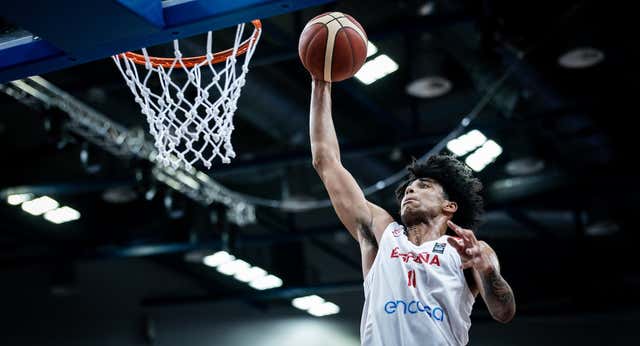 ¿Dónde juega Izan Almansa, el triple MVP del baloncesto español?